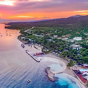 *** Resort Decameron Club Caribbean Runaway Bay, Ramada Jamaica